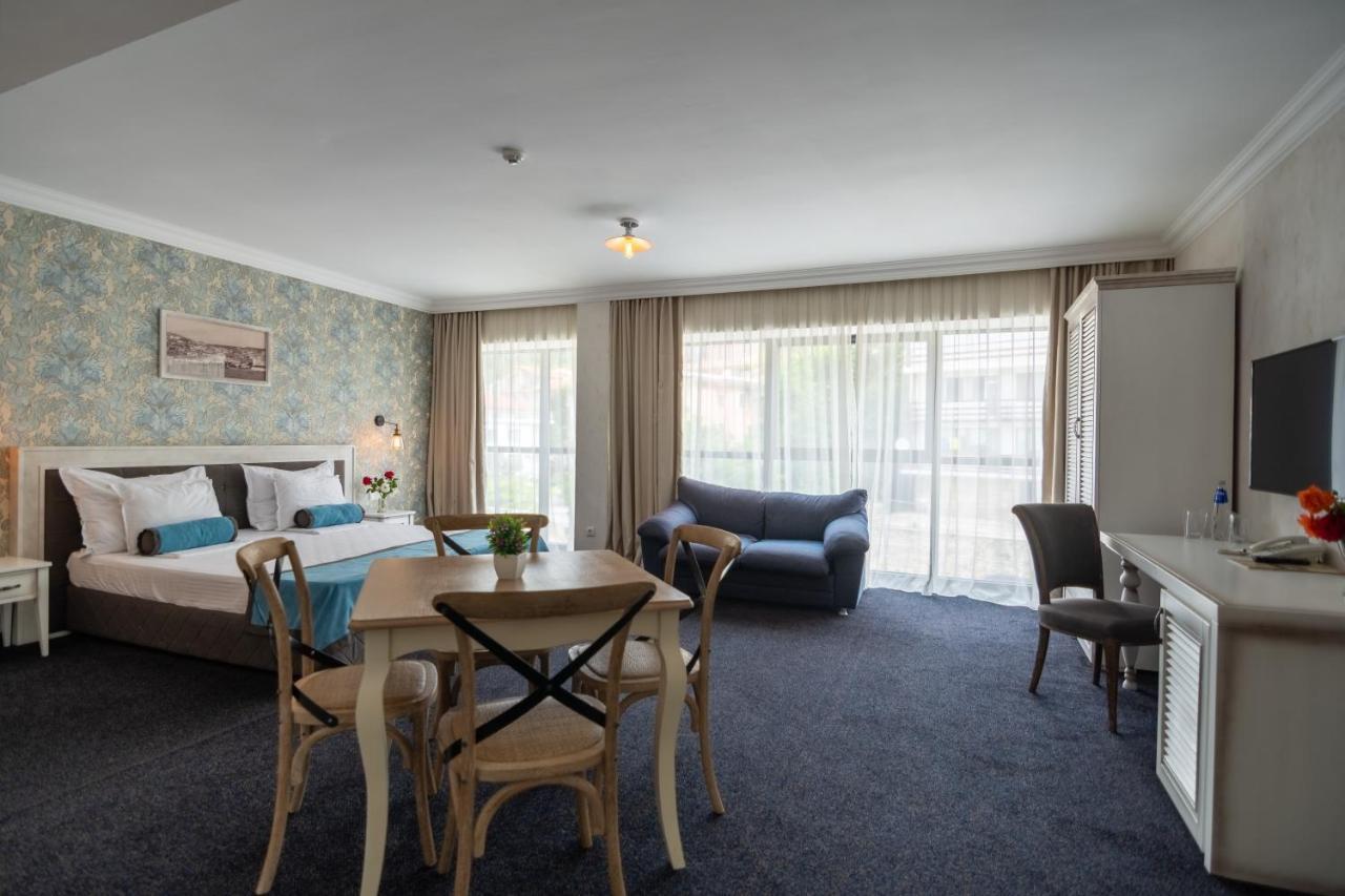 Hotel Antik Balcsik Kültér fotó